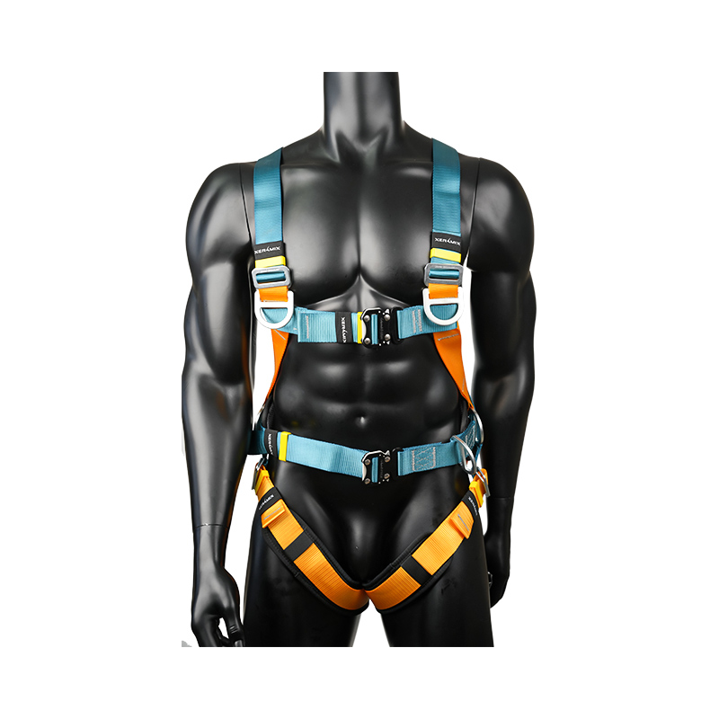 KA02 6 D gyűrűk, 2 gyorskioldó csat, nagy derékpárna teljes test konstrukciós tető biztonsági heveder